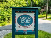 Arbor House Sign